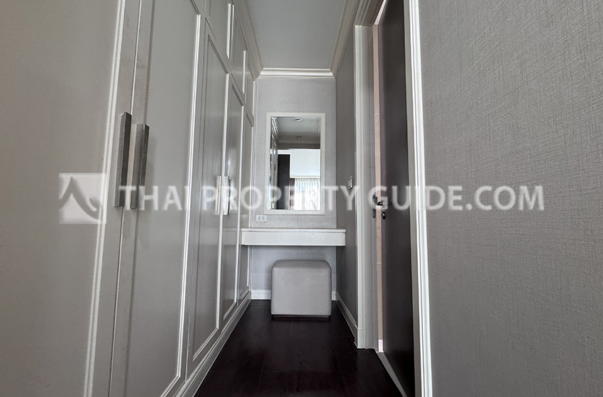 Condominium in Rama 9 